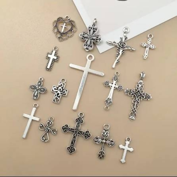 15 Piece Cross Pendant Lot NEW Charms For DIY - Picture 5 of 8